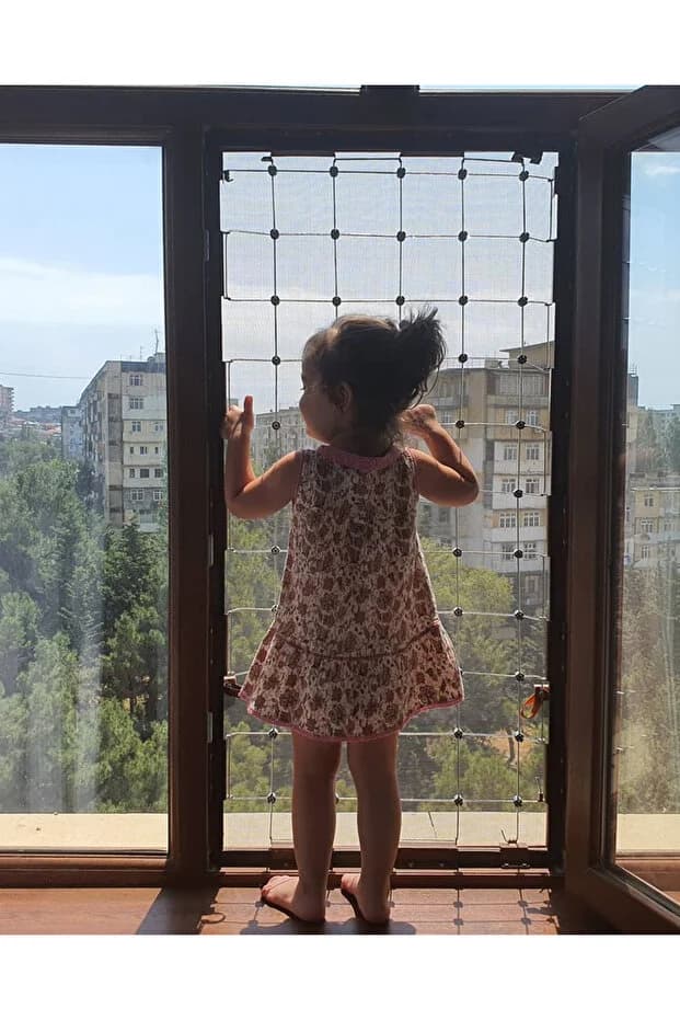 Büyük Boy (60X140 CM) - Çocuklar Için Pencere Çelik Güvenlik Ağı - Yeni Nesil Korkuluk -siyah Profil