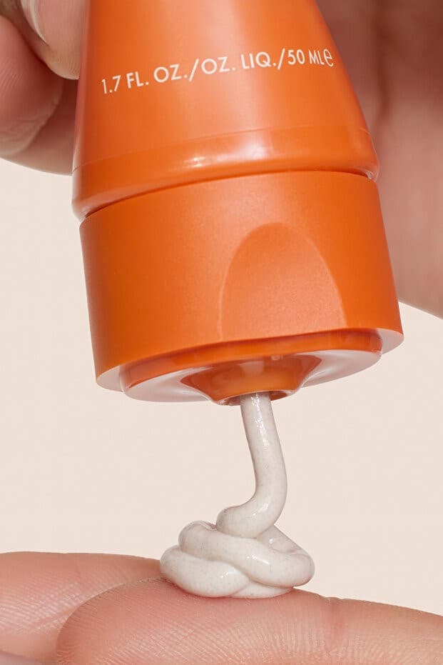 Kafein Içeren Ginzing Spf 40 Canlandırıcı Ve Aydınlık Görünüm Veren Renkli Nemlendirici 50 ml